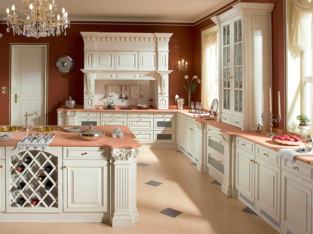 تصميم المطبخ في منزل خاص النمط الكلاسيكي