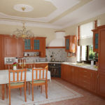 تصميم المطبخ في منزل خاص بالوعة تصميم الزاوية الكلاسيكية من النافذة