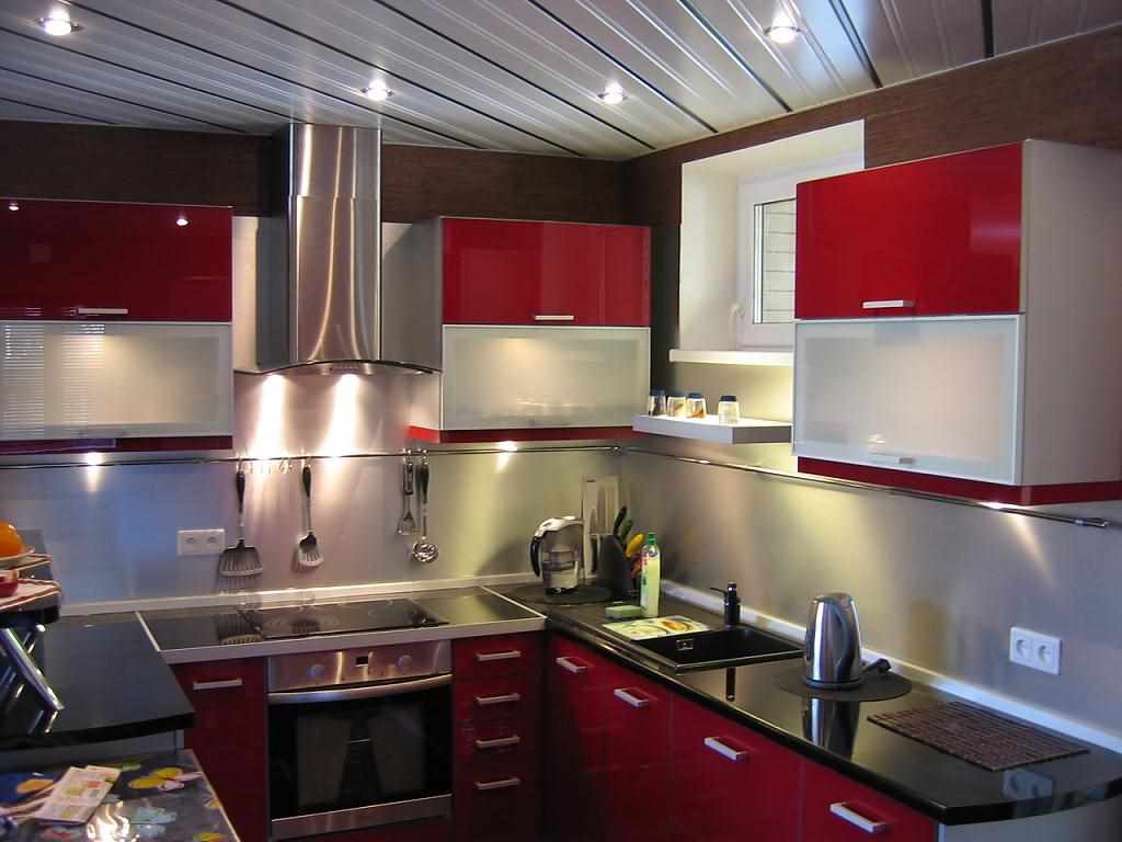 فكرة تصميم المطبخ الأحمر الجميل
