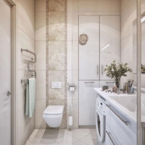 עיצוב חדר אמבטיה מודרני עם גופי תלייה