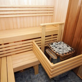 Kompakt saunada soba koruması